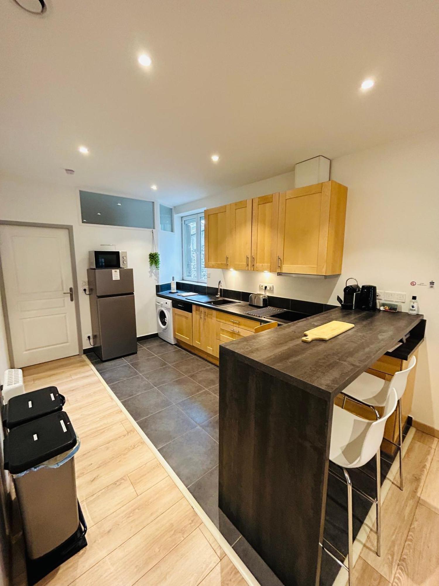 L'Etape Des Sacres Apartment Reims Exterior foto