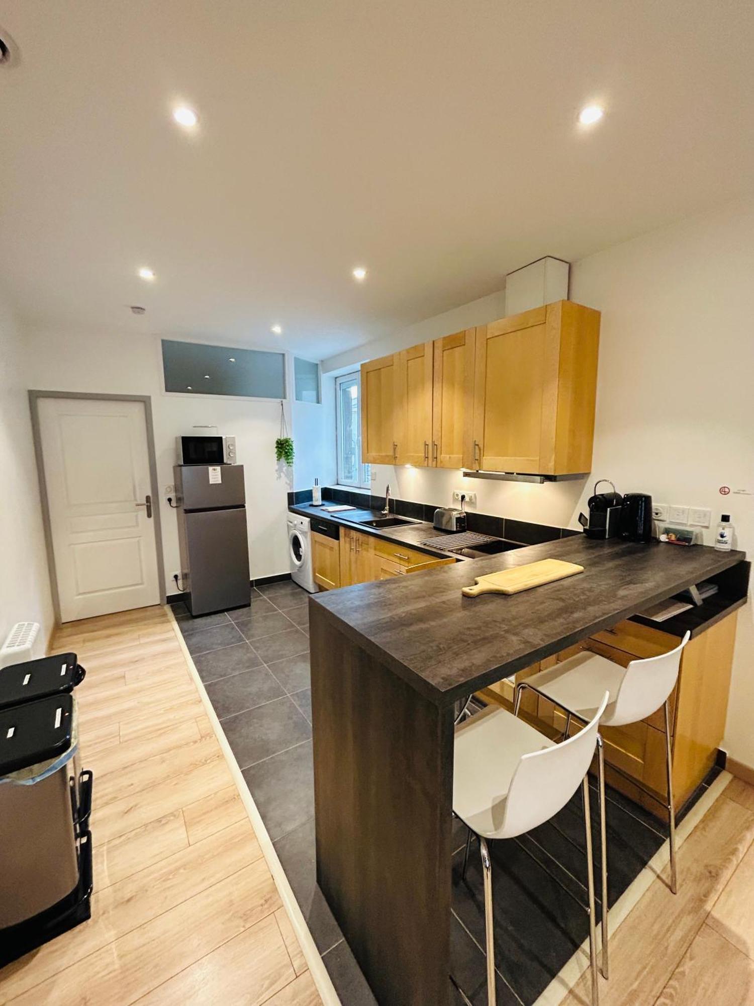L'Etape Des Sacres Apartment Reims Exterior foto