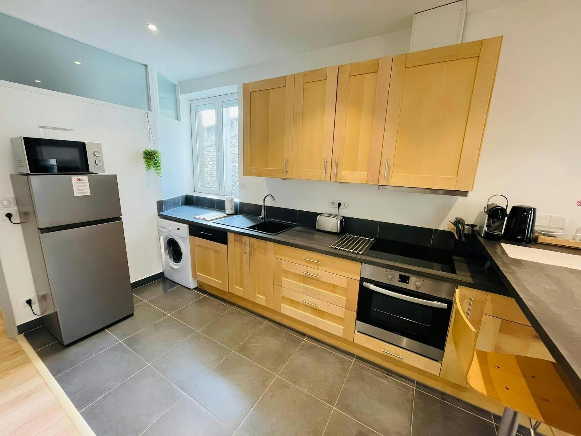 L'Etape Des Sacres Apartment Reims Exterior foto