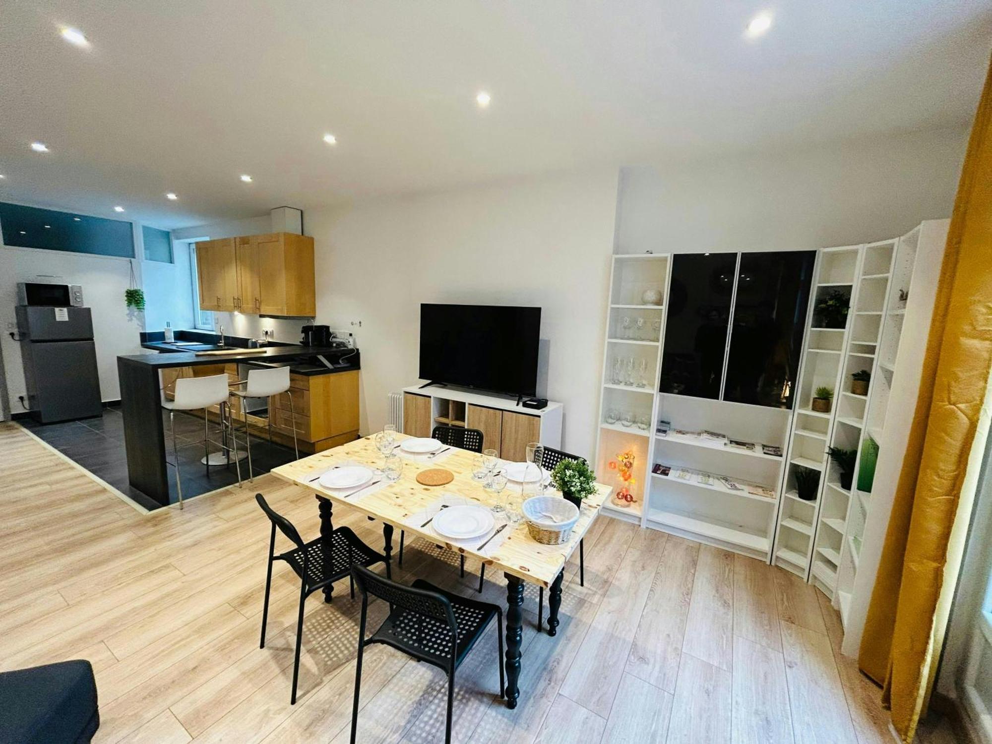 L'Etape Des Sacres Apartment Reims Exterior foto