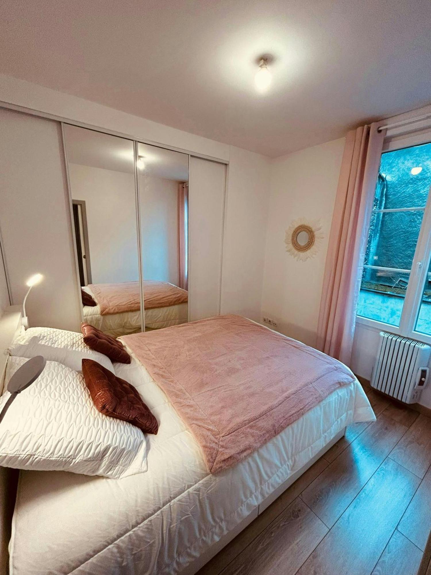 L'Etape Des Sacres Apartment Reims Exterior foto